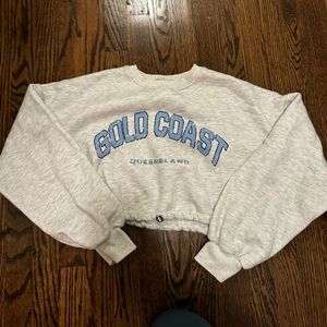 Cropped Gray Crew Neck Sweatshirt